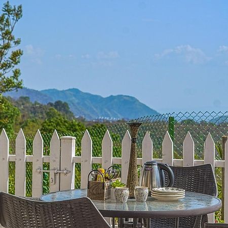 Saffronstays Woodpeckers Villa, Dehradun Rājpur 외부 사진