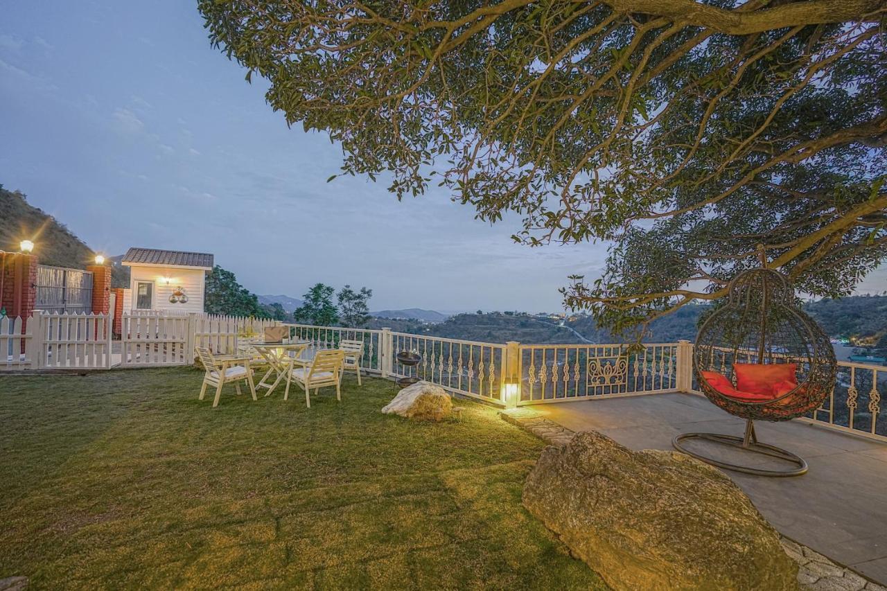 Saffronstays Woodpeckers Villa, Dehradun Rājpur 외부 사진