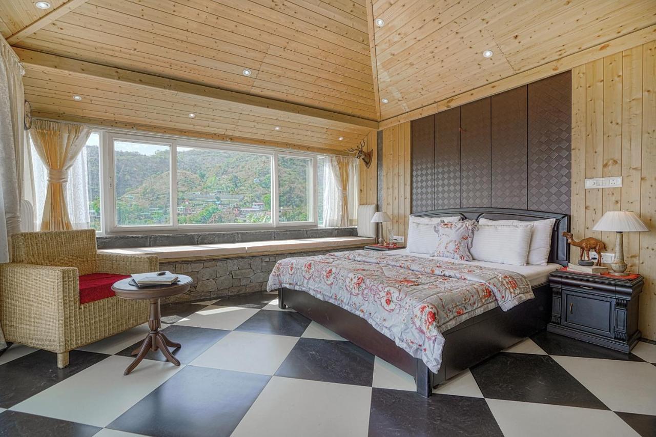 Saffronstays Woodpeckers Villa, Dehradun Rājpur 외부 사진