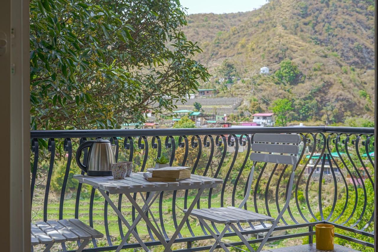 Saffronstays Woodpeckers Villa, Dehradun Rājpur 외부 사진