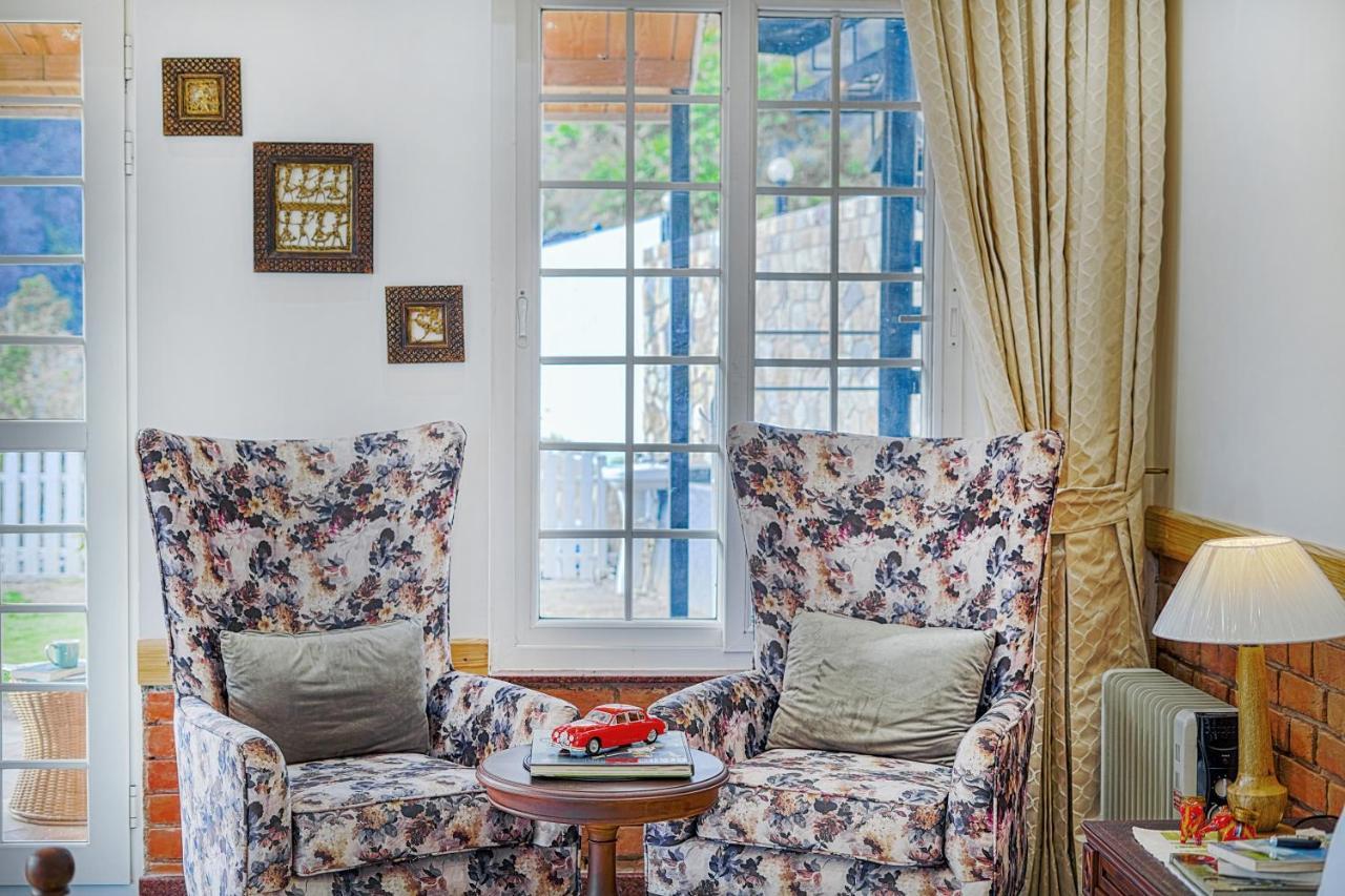 Saffronstays Woodpeckers Villa, Dehradun Rājpur 외부 사진
