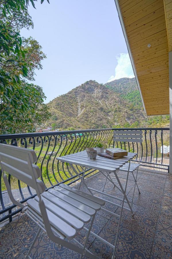 Saffronstays Woodpeckers Villa, Dehradun Rājpur 외부 사진